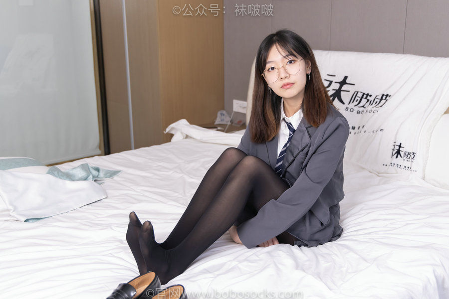 BoBoSocks袜啵啵 No.060 小甜豆-JK制服、皮鞋、厚黑丝 [131P1V-6.66GB]