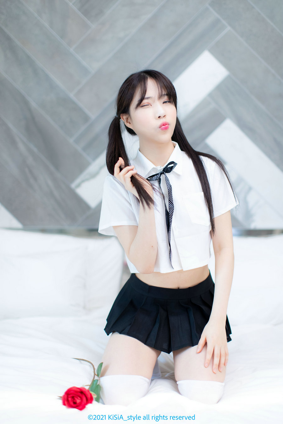 [KiSiA] Eunha - Vol.2  ft. Schoolgirl [90P-283MB]