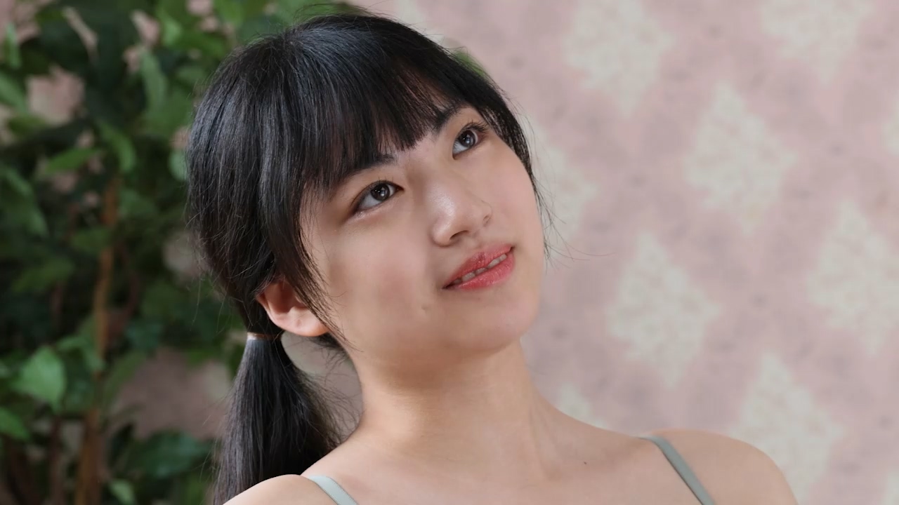 [Minisuka.tv] Maaya Obana 小花真彩 - Premium Gallery Clip MOVIE 6.02 [228MB]