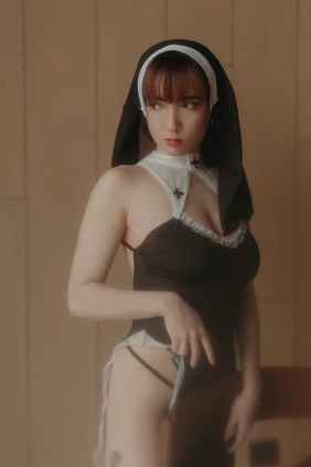 [DCP_snaps] Vanessa - Vol.10 Halloween Nun [78P-276MB]