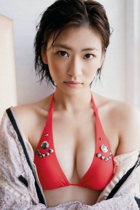 [Weekly Playboy] 2012 No.01-02 AKB48 小林優美 横山ルリカ 皆藤愛子 佐藤寛子